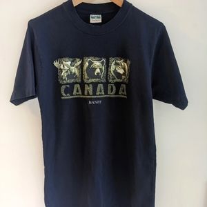 Y2K vintage Canada Banff tourist t-shirt